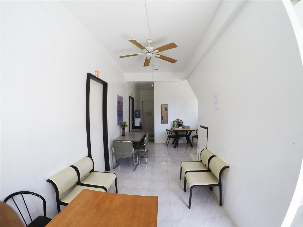 Jmp Hostel Đảo Đảo Coron Ngoại thất bức ảnh